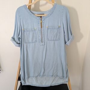 Ellen Tracy Soft Light Blue Denim Zip Up Tunic